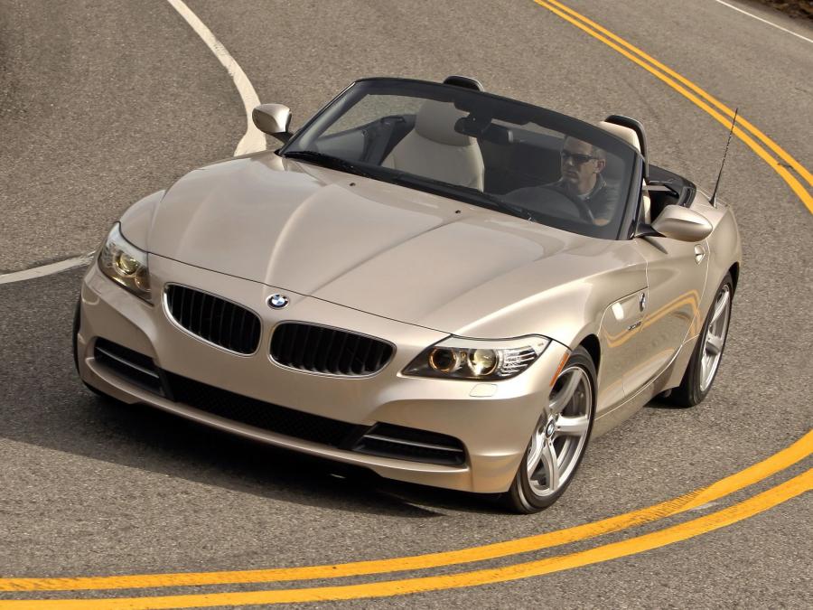  BMW Z4 sDrive 3.0i Roadster 2009 года  (US) (фото 5 из 12)